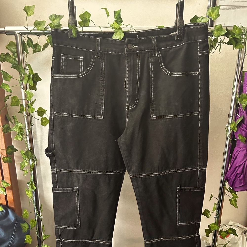 Dark Outlined Alt Streetwear Denim w/ pockets